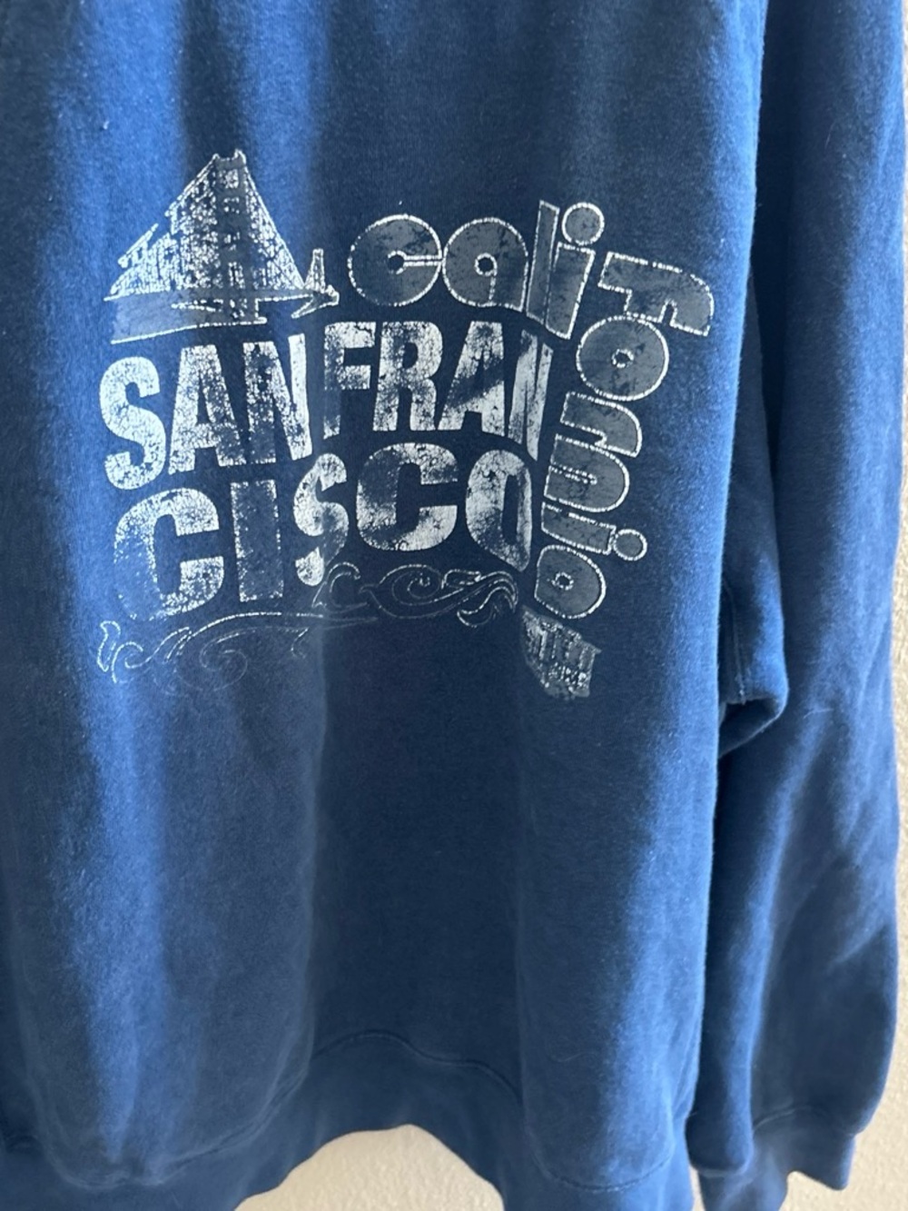 Women's Blue San Francisco Graphic Crewneck Sweatshirt